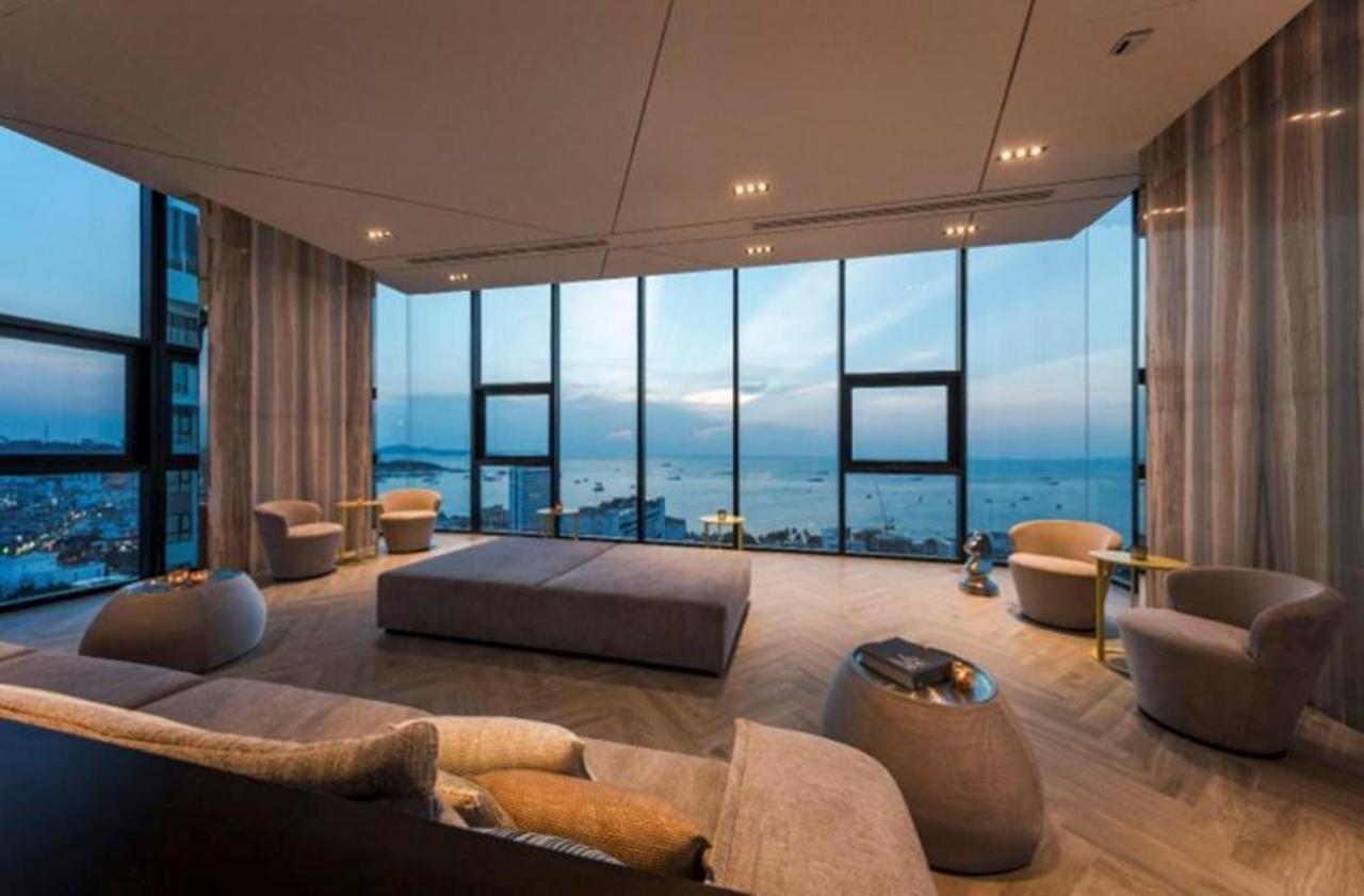The Base Central Apartments 芭達亞 外观 照片