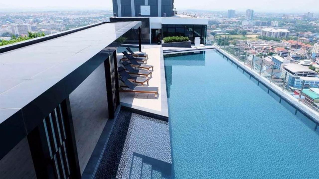 The Base Central Apartments 芭達亞 外观 照片