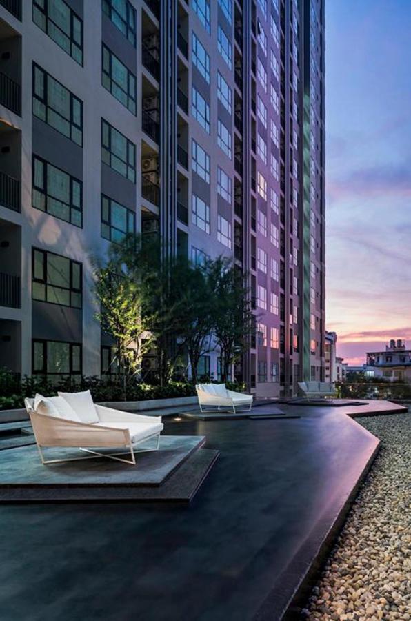 The Base Central Apartments 芭達亞 外观 照片